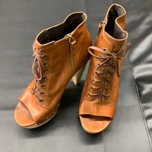 Sexy Via Spiga heels